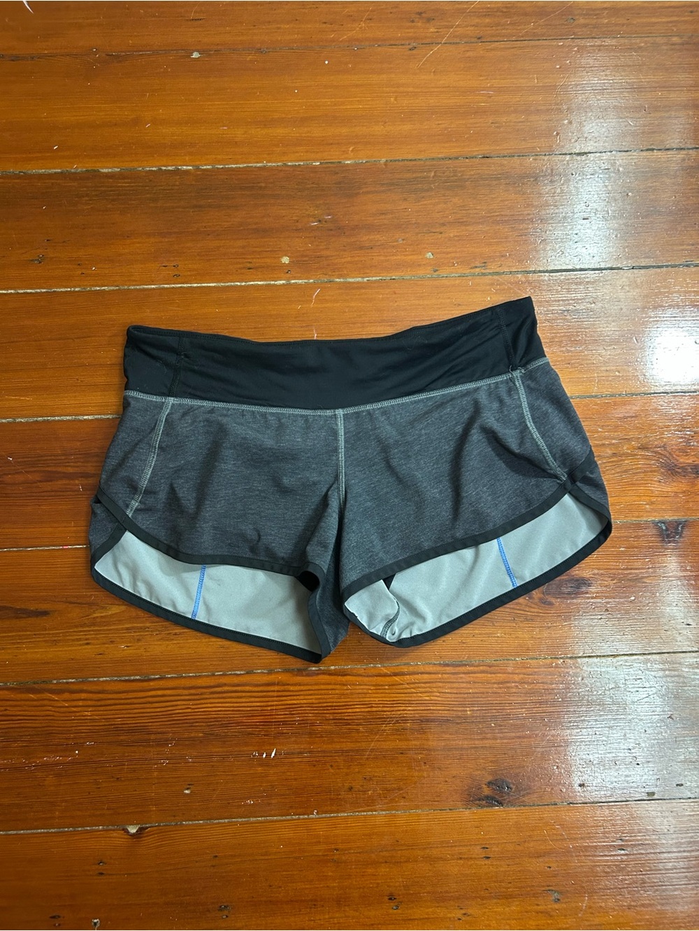 Lululemon Run Speed Shorts Women’s Sz 6 Heathered Black Running Athletic 👽🧡